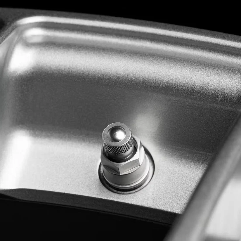 Apex Low Profile Metal Valve Wheel Stems - Image 9